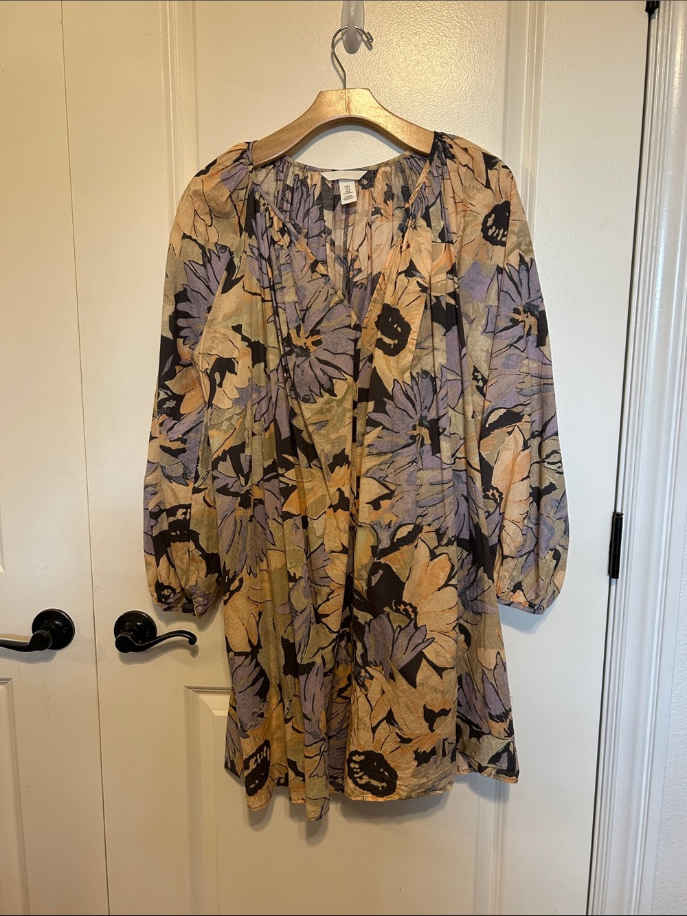 H&M Lavender, Tan and Black Floral V-Neck Long Sleeve Mini Dress